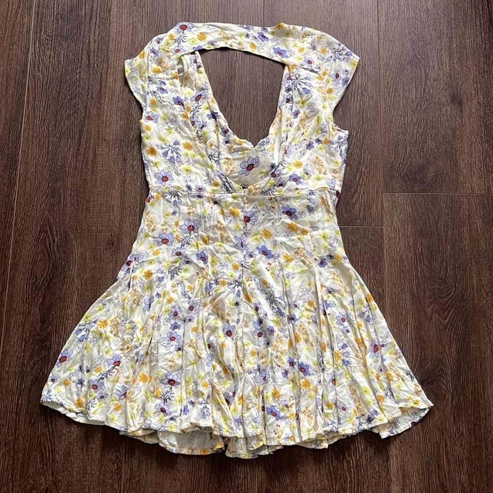 Free People It Takes Two floral wrap dress in cream S - Picture 7 of 9